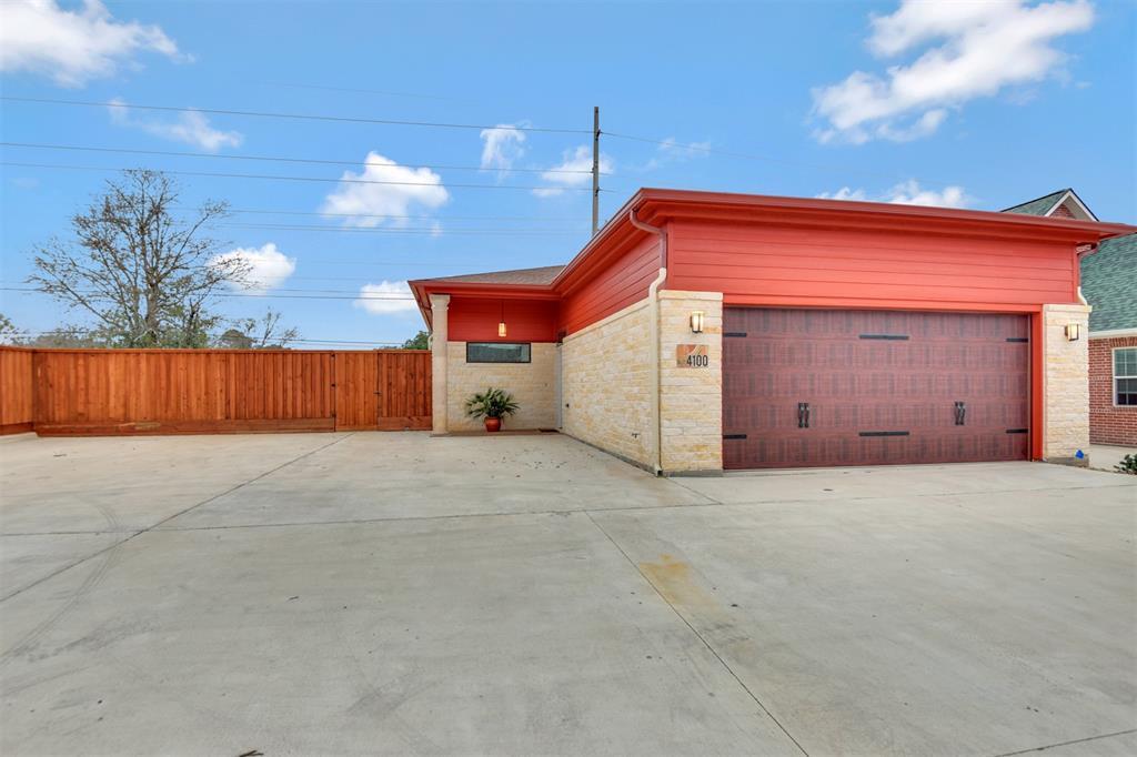 4100 S Texas Ave in Bryan, TX - Building Photo