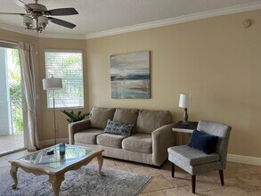815 NW Flagler Ave-Unit -306 in Stuart, FL - Building Photo - Building Photo
