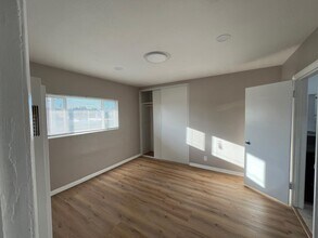 3827 Grand Ave in Huntington Park, CA - Foto de edificio - Building Photo