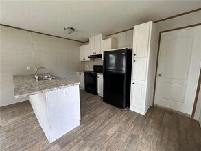 9310 Scott Dairy Loop Rd S in Mobile, AL - Building Photo - Building Photo