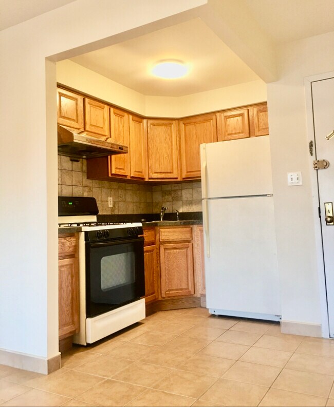 8417 Lander St Rentals in Jamaica, NY