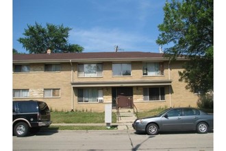 2300 Jacato Dr in Racine, WI - Building Photo - Building Photo