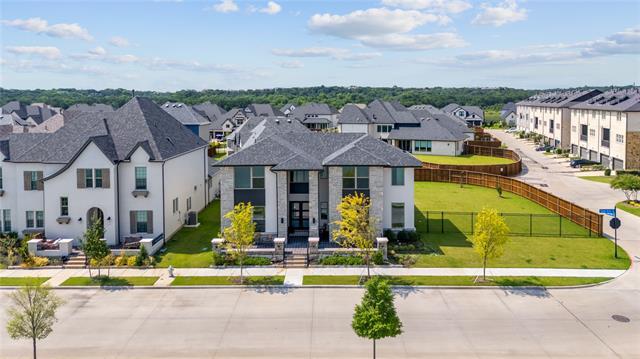 1330 Island Vista Dr in Arlington, TX - Foto de edificio - Building Photo