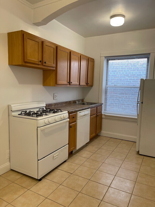 6964 N Sheridan Rd, Unit STUDO in Chicago, IL - Foto de edificio - Building Photo