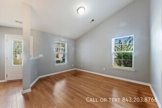 341 Drayton Pl Dr in Moncks Corner, SC - Building Photo - Building Photo