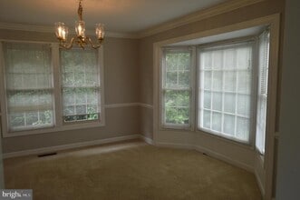 5362 Sequoia Farms Dr in Centreville, VA - Building Photo - Building Photo