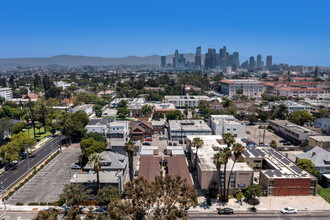 807 W. 30th St. in Los Angeles, CA - Building Photo - Building Photo