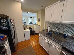 5 Oak Square Ave in Boston, MA - Building Photo - Building Photo