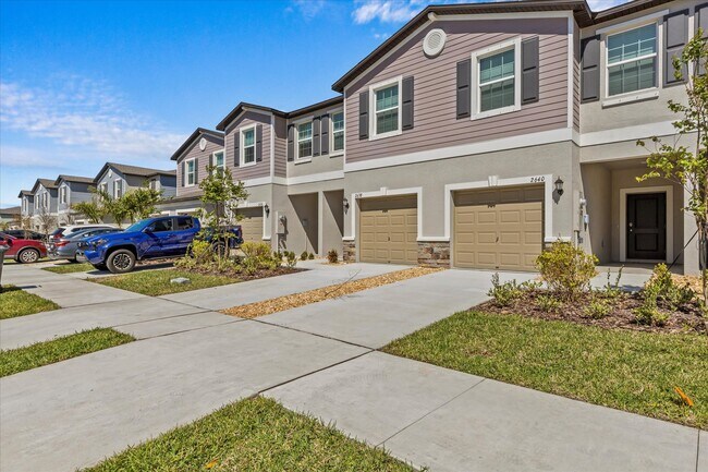 2642 Sunray Venus Wy in Ruskin, FL - Building Photo - Building Photo