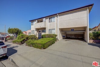 305 E Plymouth St in Inglewood, CA - Building Photo - Building Photo