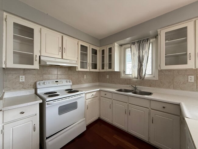 property at 2625 Lundene Rd