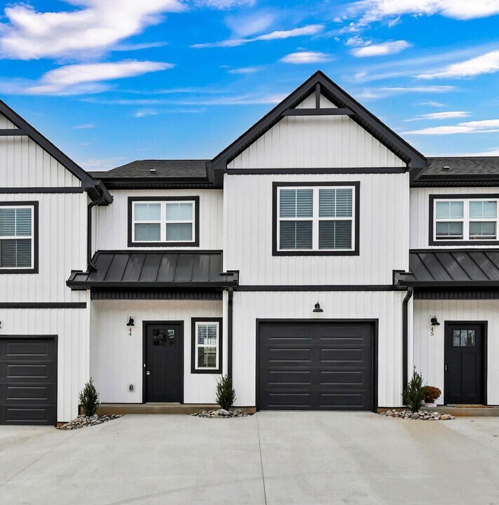 166 Sango Dr in Clarksville, TN - Building Photo