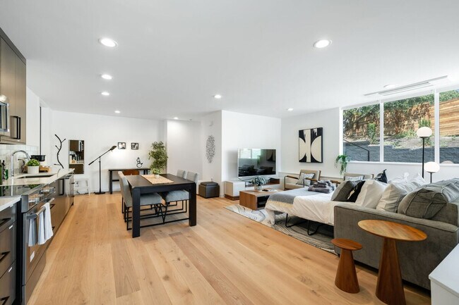 5300 NE 67th St in Seattle, WA - Building Photo - Building Photo