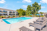 Crossing at Reedy Creek in Charlotte, NC - Building Photo - Building Photo