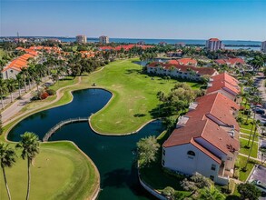 6000 Bahia Del Mar Cir in St. Petersburg, FL - Building Photo - Building Photo