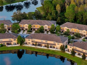 12025 Greengate Dr in Hudson, FL - Foto de edificio - Building Photo