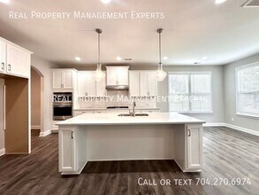 10025 Fox Trotter Ln in Midland, NC - Building Photo - Building Photo