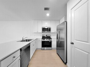 1619 Winwood Dr in Conroe, TX - Building Photo - Building Photo