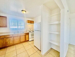 1185 S Alamo Ave in Tucson, AZ - Building Photo - Building Photo