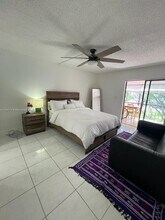 301 Racquet Club Rd-Unit -208 in Weston, FL - Building Photo - Building Photo