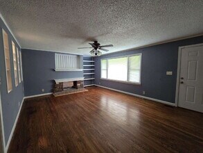 207 Mitchell St in Clarksville, TN - Building Photo - Building Photo