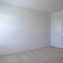 1012 Mountain Laurel Rd in Princeton, TX - Building Photo - Building Photo