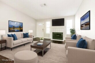 2830 Robinson Wood Dr in Riverdale, GA - Building Photo - Building Photo