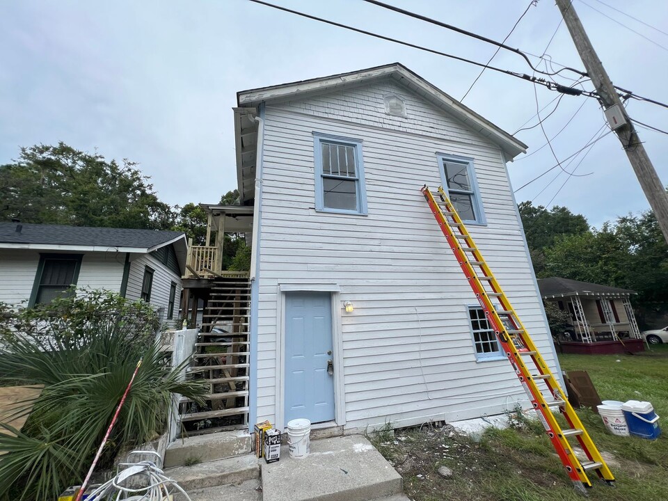 23 Wessels Ave in Savannah, GA - Building Photo