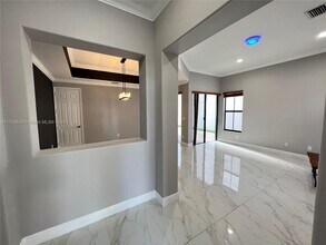 8342 NW 39th Ct in Pembroke Pines, FL - Building Photo - Building Photo