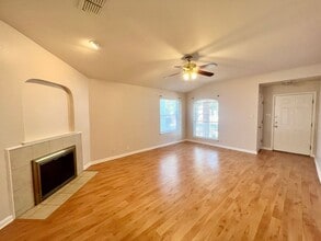 9924 Spring Beauty in San Antonio, TX - Building Photo - Building Photo