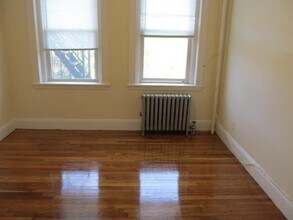 127 Washington St in Boston, MA - Foto de edificio - Building Photo