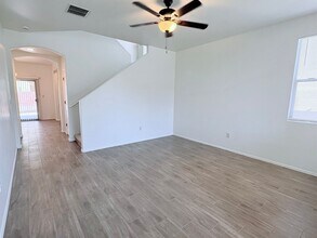 1680 W Green Thicket Way in Tucson, AZ - Building Photo - Building Photo