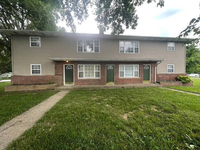 407 E Lincoln St, Unit 4