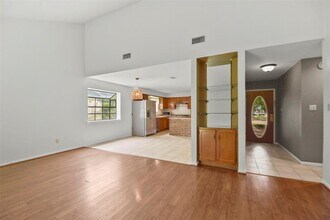 3607 Cedar Gardens Dr in Houston, TX - Foto de edificio - Building Photo