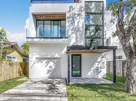 3069 SW 27th Ter in Miami, FL - Building Photo