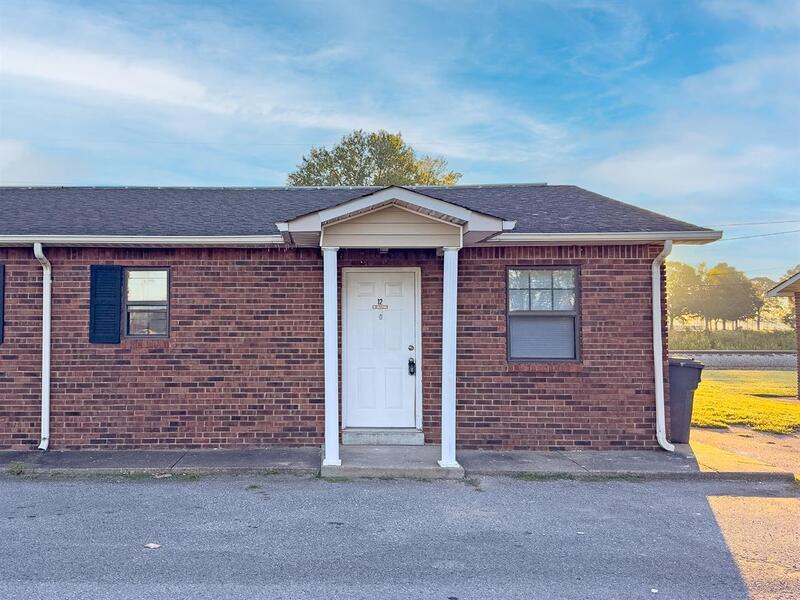 12-412 Thompsonville Ln in Oak Grove, KY - Building Photo