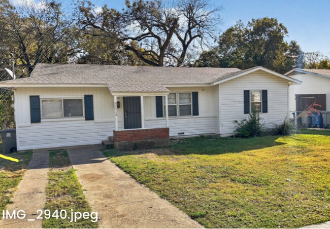 4524 Utah Ave in Dallas, TX - Building Photo - Building Photo