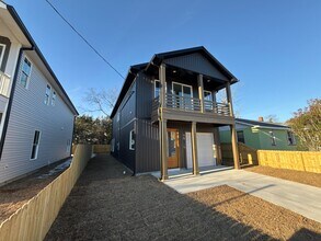 2018 Riverview Ave in North Charleston, SC - Building Photo - Building Photo