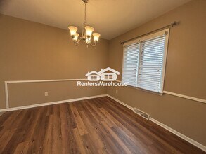 1200 31st St in West Des Moines, IA - Foto de edificio - Building Photo