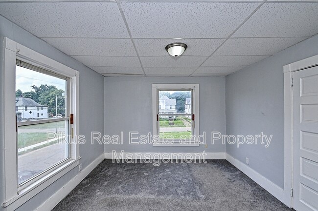 825 7th St NW in Canton, OH - Building Photo - Building Photo