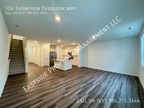 314 Thompson Overlook Wy in Smithfield, NC - Building Photo - Building Photo