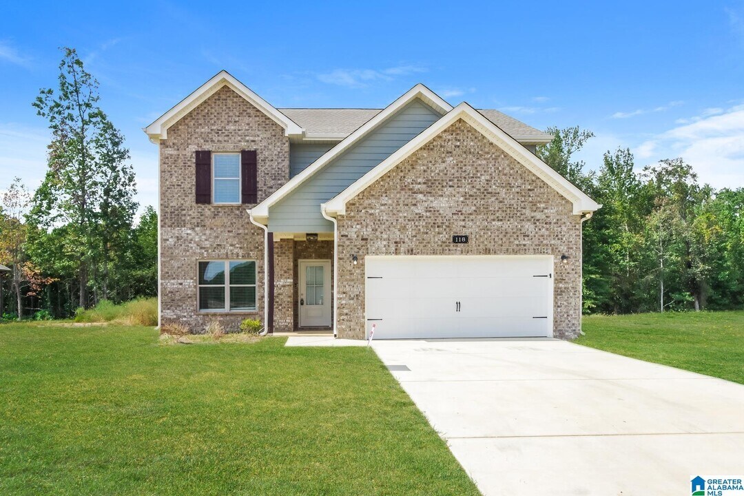 118 Flintlock Wy in New Market, AL - Building Photo