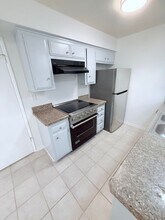 3737 Portofino Way in Santa Barbara, CA - Building Photo - Building Photo