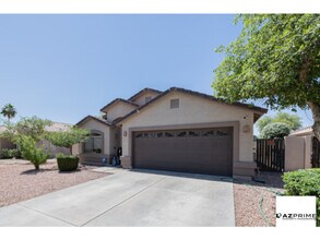 13717 W Solano Dr in Litchfield Park, AZ - Building Photo - Building Photo