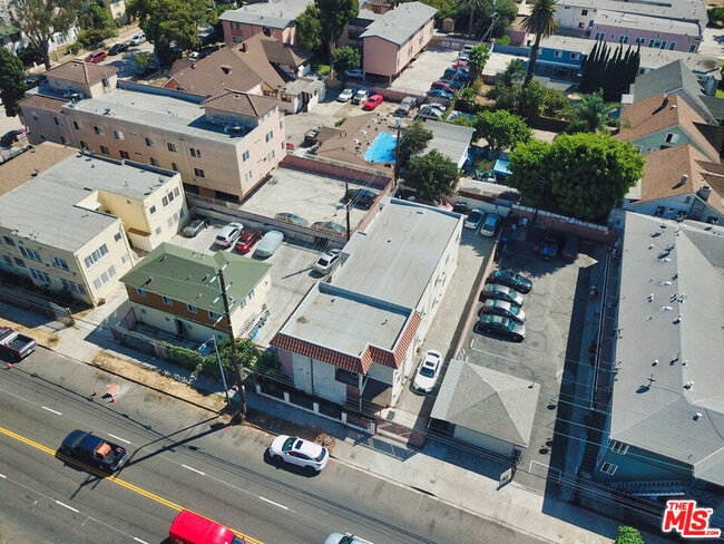 2422 Venice Blvd. in Los Angeles, CA - Building Photo - Building Photo