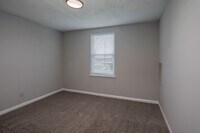 Dupont Avenue Apartments photo'