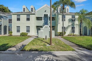 1215 Crystal Way in Delray Beach, FL - Building Photo