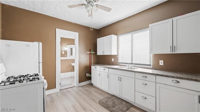 property at 636 Fern St