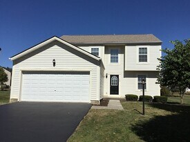 108 Camden Ln in Delaware, OH - Building Photo