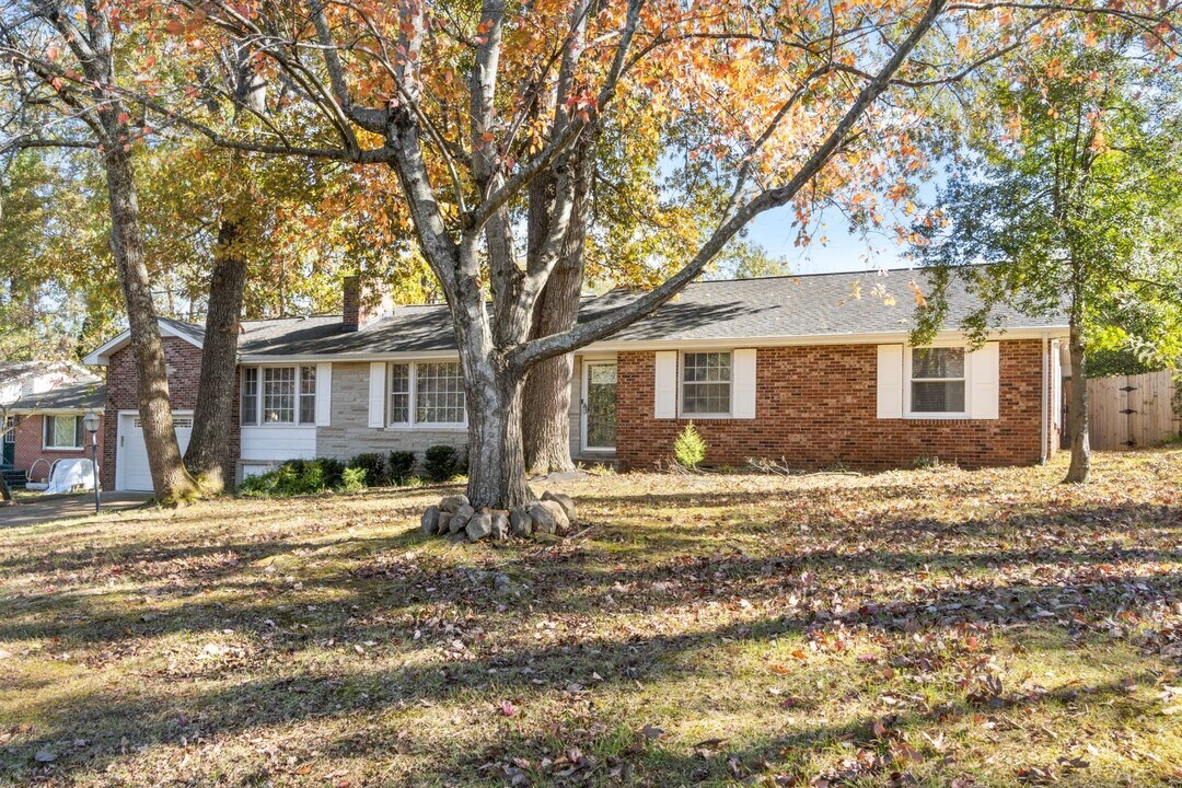 27 Bunker Hill Rd in Clarksville, TN - Building Photo